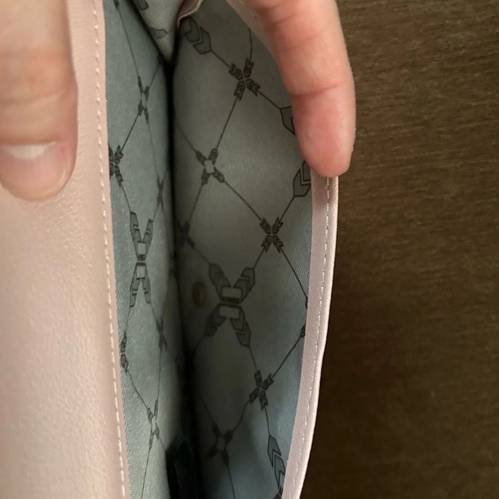 Aimee Kestenberg Pink Bifold Wallet - Picture 8 of 9